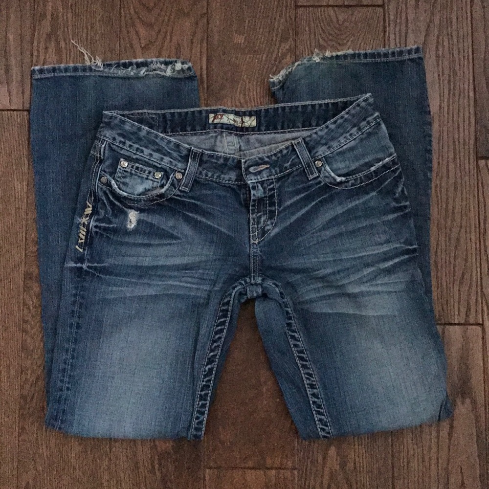 BKE STELLA BOOTCUT JEAN size 29 x 31 1/2